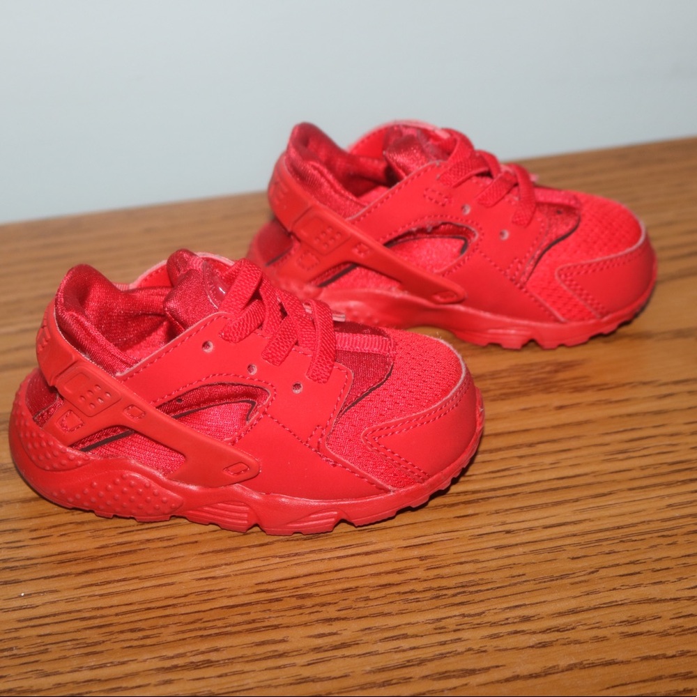 Nike Huraches Toddler Sneakers